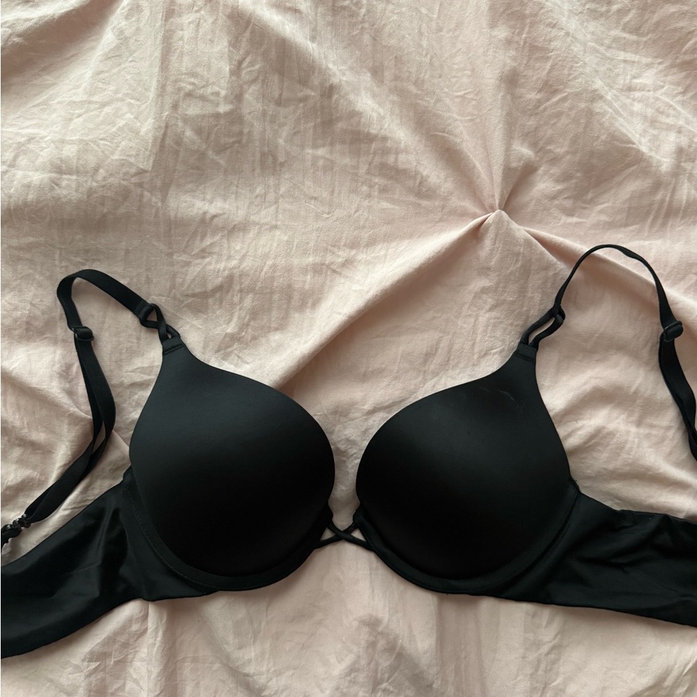 VS Bombshell Plunge Bra 32A